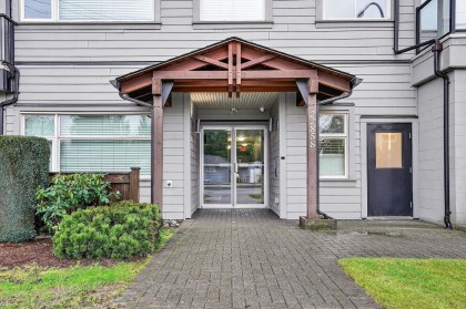 Photo 2 at 404 - 22858 Lougheed Highway, East Central, Maple Ridge