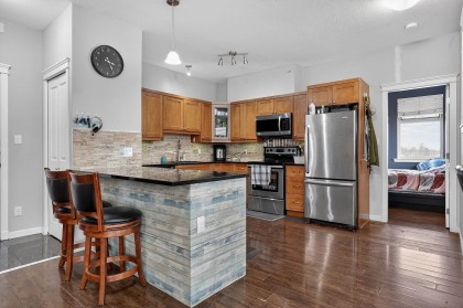 Photo 9 at 404 - 22858 Lougheed Highway, East Central, Maple Ridge