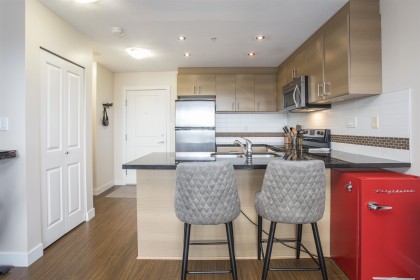 Photo 5 at 402 - 12079 Harris Road, Central Meadows, Pitt Meadows