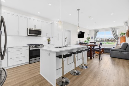 Photo 2 at 406 - 11865 227 Street, East Central, Maple Ridge