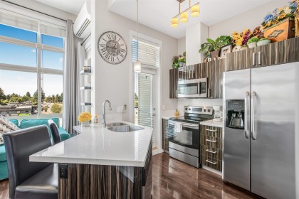 Photo 2 at 604 - 22318 Lougheed Highway, West Central, Maple Ridge