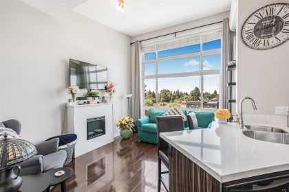 Photo 1 at 604 - 22318 Lougheed Highway, West Central, Maple Ridge