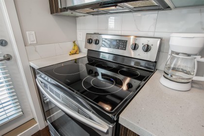 Photo 11 at 604 - 22318 Lougheed Highway, West Central, Maple Ridge