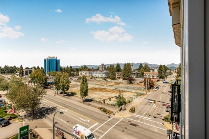 Photo 21 at 604 - 22318 Lougheed Highway, West Central, Maple Ridge