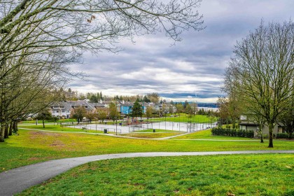 Photo 4 at 205 - 11595 Fraser Street, East Central, Maple Ridge