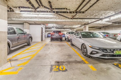 Photo 12 at 306 - 22290 North Avenue, West Central, Maple Ridge