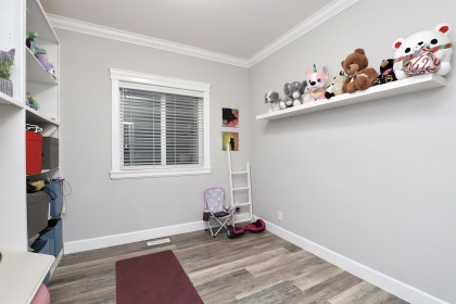 Photo 12 at 24201 103a Avenue, Albion, Maple Ridge