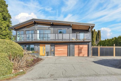 Photo 1 at 33777 4 Avenue, Mission BC, Mission