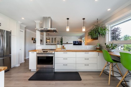 Photo 12 at 22534 Kendrick Loop, East Central, Maple Ridge