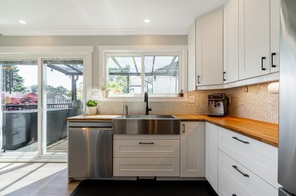 Photo 10 at 22534 Kendrick Loop, East Central, Maple Ridge