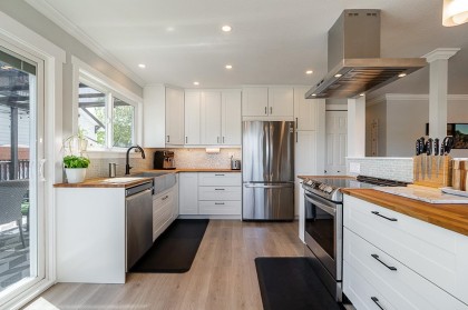 Photo 11 at 22534 Kendrick Loop, East Central, Maple Ridge