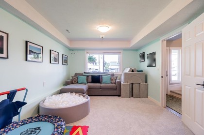 Photo 29 at 22534 Kendrick Loop, East Central, Maple Ridge