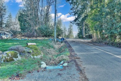 Photo 9 at 23369 141 Avenue, Silver Valley, Maple Ridge