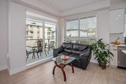 Photo 4 at 413 - 11655 Fraser Street, East Central, Maple Ridge