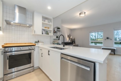 Photo 8 at 201 - 22226 Brown Avenue, West Central, Maple Ridge