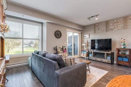 Photo 6 at 208 - 2110 Rowland Street, Central Pt Coquitlam, Port Coquitlam