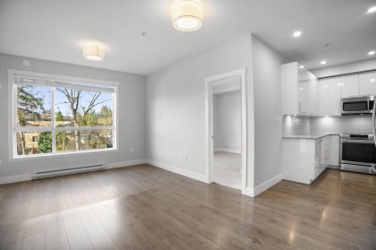 Photo 7 at 306 - 22315 122 Avenue, West Central, Maple Ridge