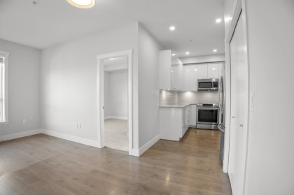 Photo 3 at 306 - 22315 122 Avenue, West Central, Maple Ridge