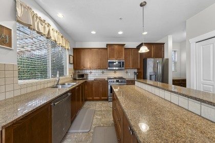 Photo 10 at 10668 245b Street, Albion, Maple Ridge