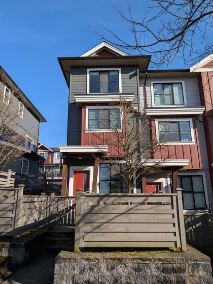 Photo 1 at 4 - 13260 236 Street, Silver Valley, Maple Ridge