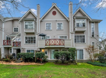 Photo 1 at 73 - 2450 Hawthorne Avenue, Central Pt Coquitlam, Port Coquitlam