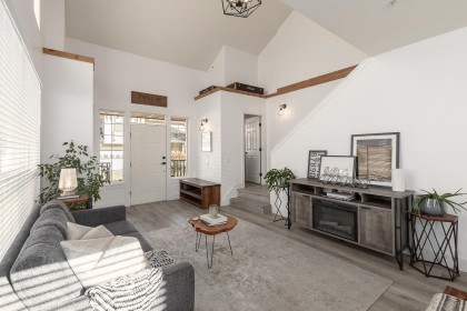 Photo 9 at 19850 Butternut Lane, Central Meadows, Pitt Meadows