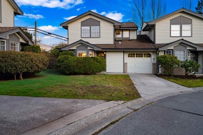 Photo 3 at 8 - 11580 Burnett Street, East Central, Maple Ridge