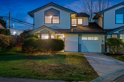 Photo 1 at 8 - 11580 Burnett Street, East Central, Maple Ridge