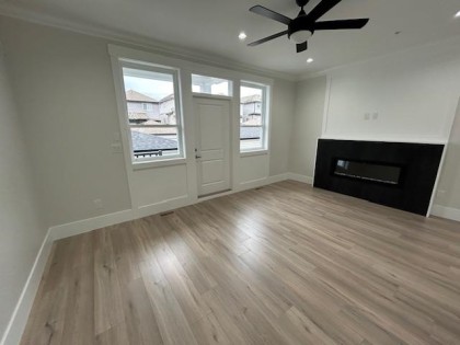 Photo 7 at 24307 101a Avenue, Albion, Maple Ridge