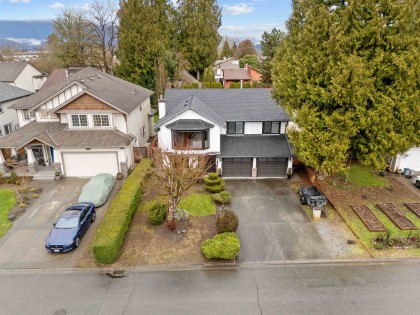 Photo 2 at 21157 Stonehouse Avenue, Northwest Maple Ridge, Maple Ridge