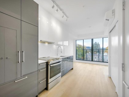 Photo 7 at 302 - 2446 Shaughnessy Street, Central Pt Coquitlam, Port Coquitlam