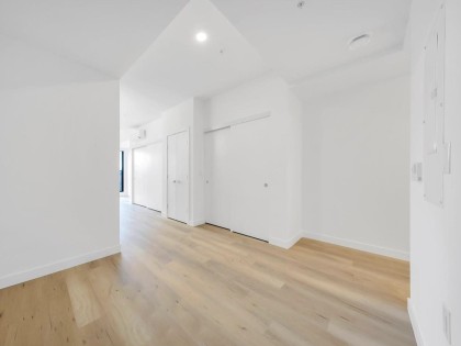 Photo 4 at 302 - 2446 Shaughnessy Street, Central Pt Coquitlam, Port Coquitlam