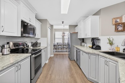 Photo 11 at 24387 101a Avenue, Albion, Maple Ridge