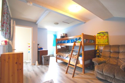 Photo 12 at 35 - 22411 124 Avenue, East Central, Maple Ridge