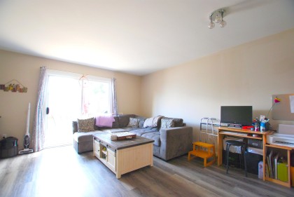 Photo 1 at 35 - 22411 124 Avenue, East Central, Maple Ridge