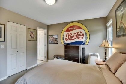 Photo 16 at 20301 Ospring Street, Southwest Maple Ridge, Maple Ridge