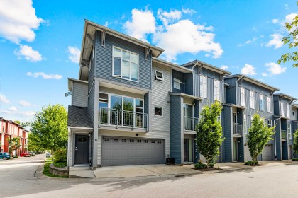 Photo 1 at 21 - 24076 112 Avenue, Cottonwood MR, Maple Ridge
