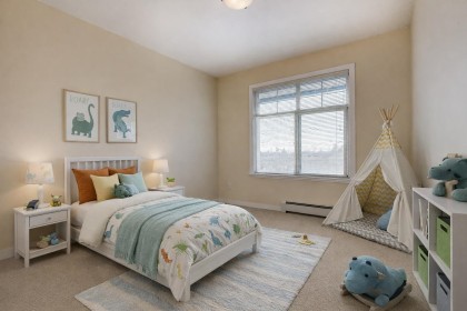 Photo 9 at 1 - 22466 North Avenue, East Central, Maple Ridge