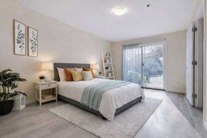 Photo 11 at 1 - 22466 North Avenue, East Central, Maple Ridge