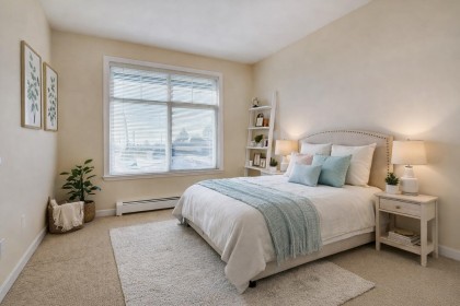 Photo 8 at 1 - 22466 North Avenue, East Central, Maple Ridge