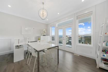 Photo 17 at 25540 Godwin Drive, Thornhill MR, Maple Ridge