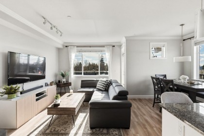 Photo 1 at 305 - 11862 226 Street, East Central, Maple Ridge