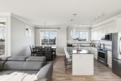 Photo 5 at 305 - 11862 226 Street, East Central, Maple Ridge