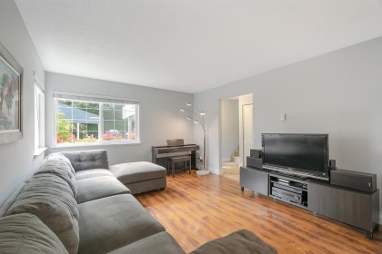 Photo 3 at 41 - 2986 Coast Meridian Road, Birchland Manor, Port Coquitlam
