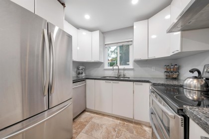 Photo 9 at 41 - 2986 Coast Meridian Road, Birchland Manor, Port Coquitlam