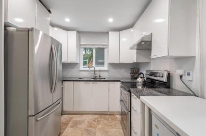 Photo 8 at 41 - 2986 Coast Meridian Road, Birchland Manor, Port Coquitlam