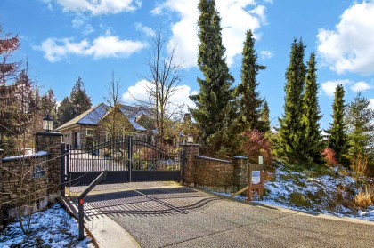 Photo 1 at 26540 124 Avenue, Websters Corners, Maple Ridge