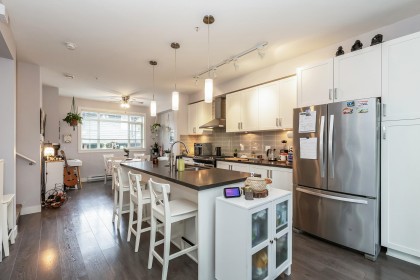 Photo 8 at 18 - 11305 240 Street, Cottonwood MR, Maple Ridge