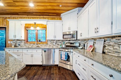 Photo 3 at 11267 Palmer Rolph Street, Thornhill MR, Maple Ridge