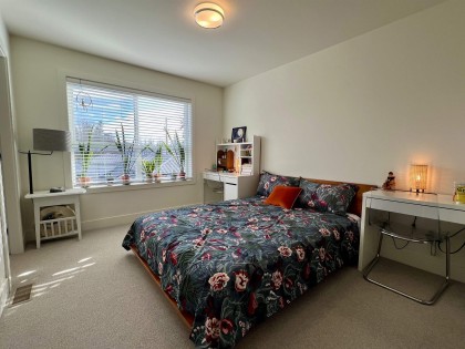 Photo 7 at 18 - 23785 Dewdney Trunk Road, East Central, Maple Ridge